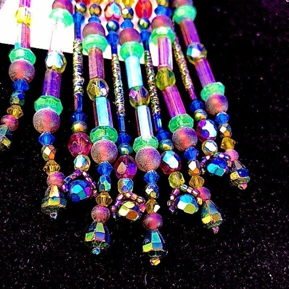 Vintage hand beaded shoulder duster blue iridescent chandelier earrings clip - Picture 10 of 10
